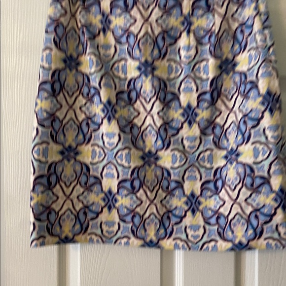 Talbots Blue and Yellow Patterned Pencil Skirt size 4P brand new length 18” - Picture 3 of 8